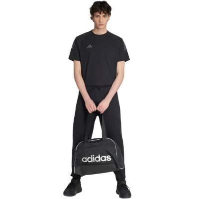 6. adidas ZNE Herrenhose schwarz KF3808