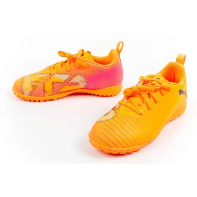 7. Puma Future 8 Play TT Kinder-Turfsportschuhe, orange