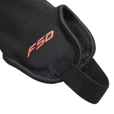 2. Adidas F50 SG MTC KE5210 Schienbeinschoner