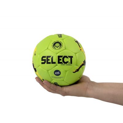 3. SELECT HANDBALL Goalcha STREET 42 cm EHF