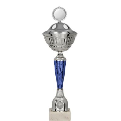 2. Metallbecher mit Deckel