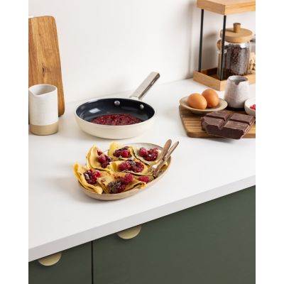 10. Smeg FPF2402CRM Bratpfanne