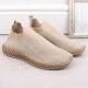 9. D&A W OLI257A beige Slip-On-Sneaker mit Strasssteinen