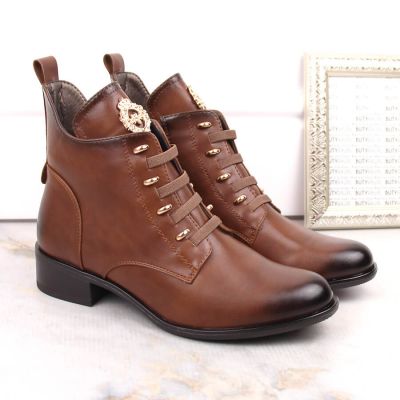 6. Jezzi W JEZ412C isolierte flache Stiefeletten, braun