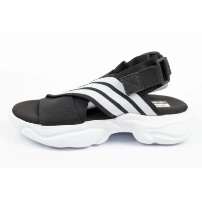 3. Adidas Magmur Sandale W EF5863
