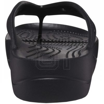 3. Crocs Baya Platform W 208395 001 Flip-Flops