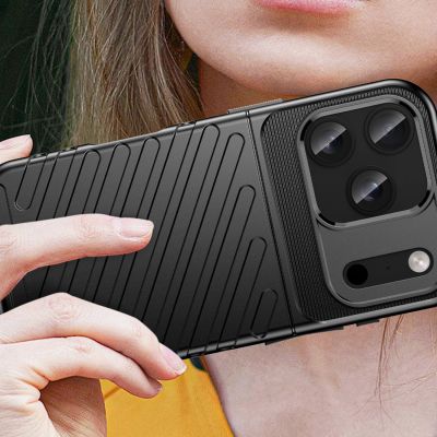 5. Thunder Case für iPhone 17 Pro - Schwarz