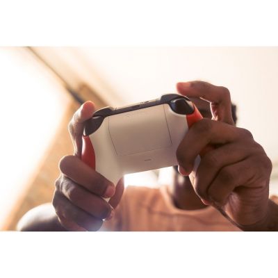 128. Microsoft Xbox Series Controller – Pulsierendes Rot