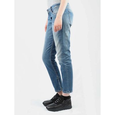 2. Guess Beverly Skinny W21003D0ET0-NEPE