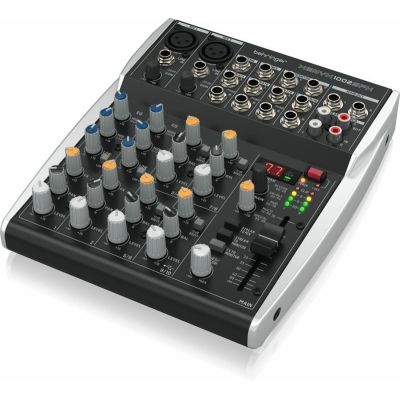 2. Behringer XENYX 1002SFX Audiomixer