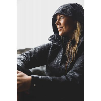 23. Helly Hansen Aden Jacke W 62650 990