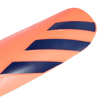 2. adidas Tiro Club KA0028 Fußball-Schienbeinschoner