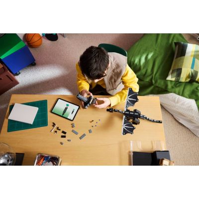 8. LEGO Minecraft 21595 - Enderdrache