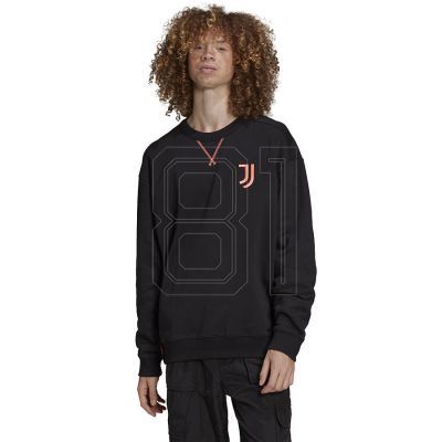 8. Adidas Juventus CNY Cre M H67143 Sweatshirt