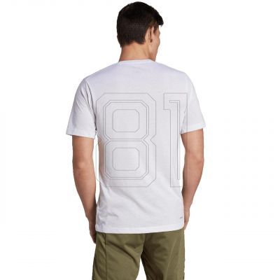3. adidas Train Essentials Saisonales Trainings-Grafik-T-Shirt M IJ9603