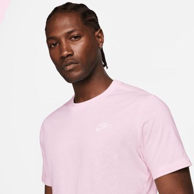 3. Nike Sportswear Club T-Shirt AR4997-665