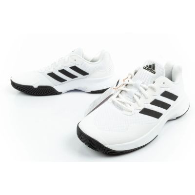 8. Adidas GameCourt 2 Tennisschuhe, weiß