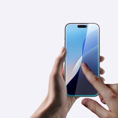 7. AmazingThing Radix Full Glass Panzerglas für iPhone 16