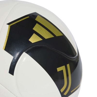 3. adidas Juventus Turin Heimball KE5114