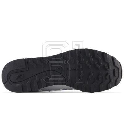 9. New Balance Sneaker M GM500MO2