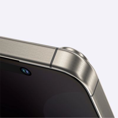 4. AmazingThing Radix Privacy Glass Privacy Panzerglas für iPhone 16 Pro