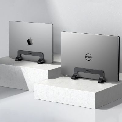 7. Ugreen Vertikaler Ständer aus Aluminium für MacBook, Laptop, Tablet, Silber (20471 LP258)