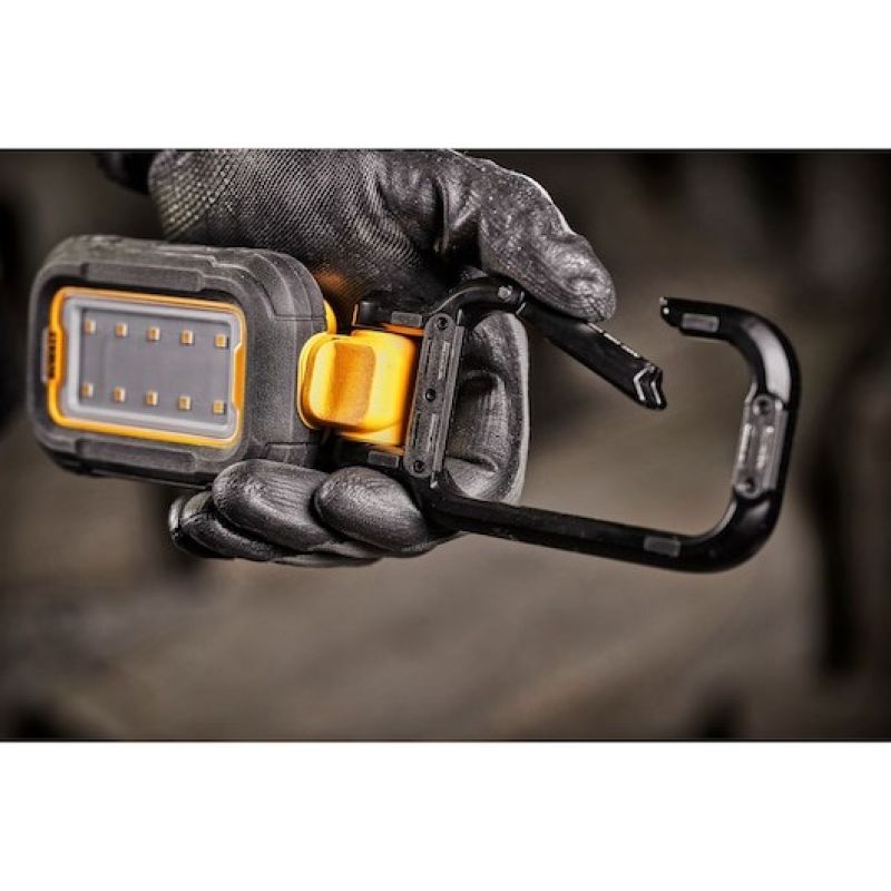 6. DEWALT DCL182 Akku-LED-Arbeitsleuchte USB-C 1000 LM IP54