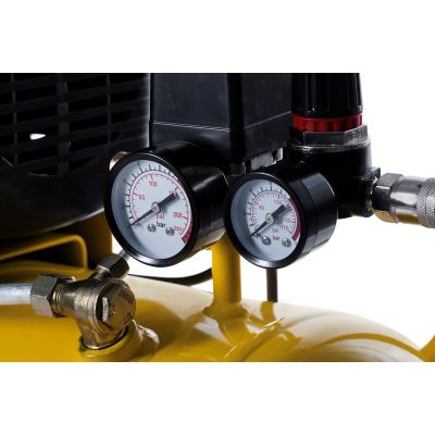 8. Ölkompressor 1500W FCCC404STN005 STANLEY