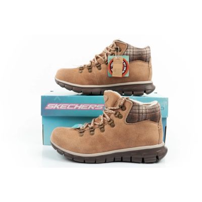 10. Skechers Synergy Damen-Winterstiefel, isoliert mit Scotchgard