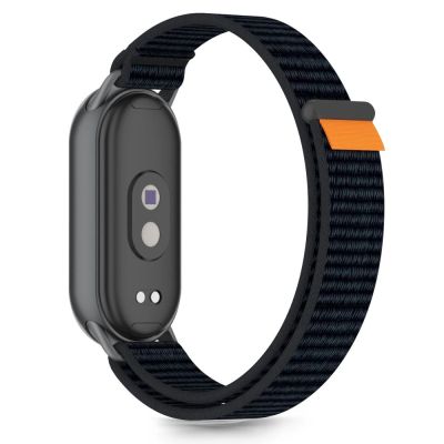 2. Tech-Protect Nylon Pro Strap für Xiaomi Smart Band 8 / 9 / 10 / NFC - Schwarz und Orange