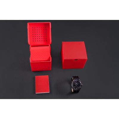 7. DIESEL Herrenuhr Vert DZ2193 + Box