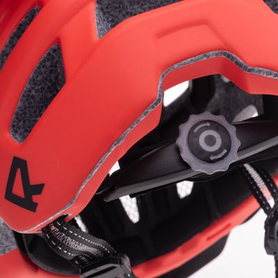 6. ENDURO Helm