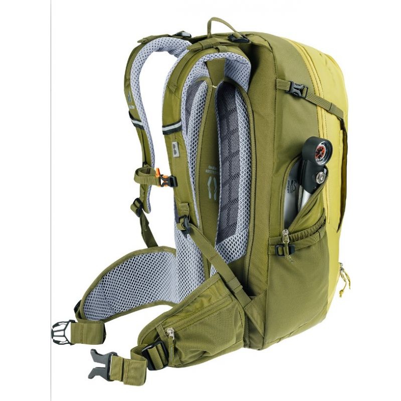 8. Deuter Trans Alpine 30 Fahrradrucksack 320032412030