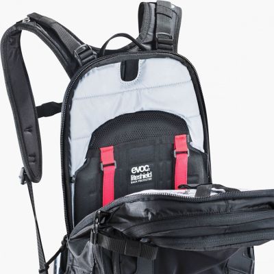 7. Evoc FR Trail Blackline 20 Enduro-Fahrradrucksack – Schwarz, Größe: S
