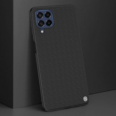 7. Nillkin Textured Case robuste, verstärkte Hülle mit Gelrahmen und Nylonrückseite für Samsung Galaxy M53 5G schwarz
