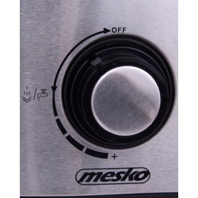 7. Adler MS 4403 Espressomaschine (850W; silber)
