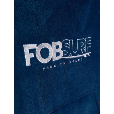 8. Herren-Strandponcho mit UPF50+ Filter 4F 4FRSS26TFPOM003-31S