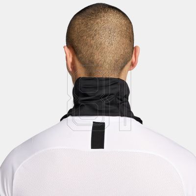 6. Nike Academy Nackenwärmer HF0787-011
