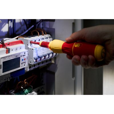 8. Elektrischer Schraubendreher Wiha 44318-SPEED-E