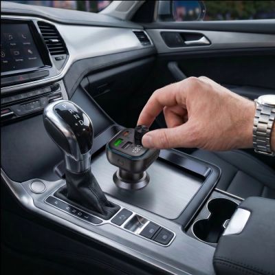 8. Tech-Protect CC07 3-Port PD 54W Autoladegerät + Bluetooth FM-Transmitter - Schwarz