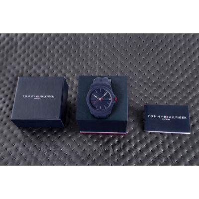 7. Tommy Hilfiger Austin Herrenuhr 1710595 + Box