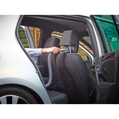 7. 12V Autostaubsauger Black&Decker PV1200AV-XJ