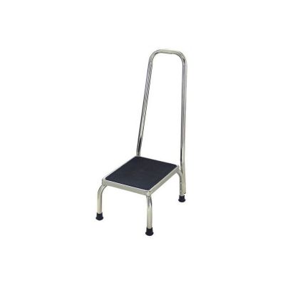Stufe mit Handlauf - Badewannenstufe