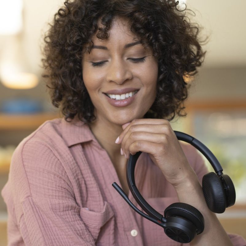 139. HP Voyager 4320 USB-C Headset