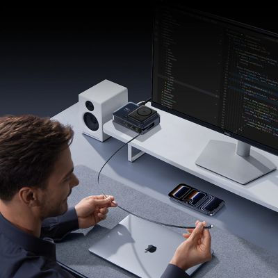 9. Baseus Nomos NH21 Qi2 160W 5-in-1 Kabellose Ladestation mit einziehbarem Kabel – Schwarz