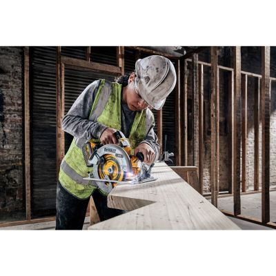 17. DeWALT DCS573NT-XJ Tragbare Kreissäge
