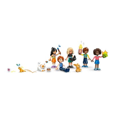 8. LEGO Friends 42689 – Heartlake Clubhaus
