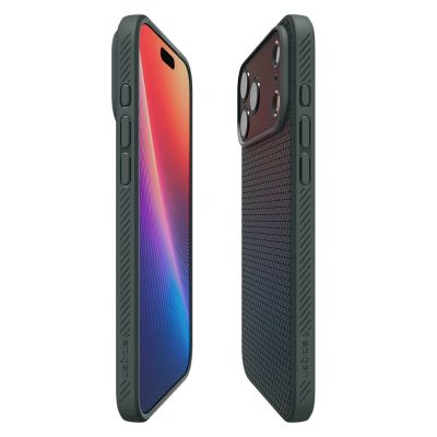 8. Spigen Liquid Air Case für iPhone 17 Pro Max - Grün