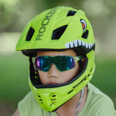 6. Rockbros TT-32003 Shark Kinderfahrradhelm mit abnehmbarem Kinnschutz, Größe S (48-52) – Grün