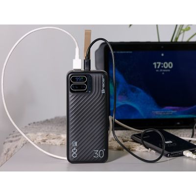 4. TRACER POWERBANK BLAZE 30000 mAh 65 W SCHWARZ